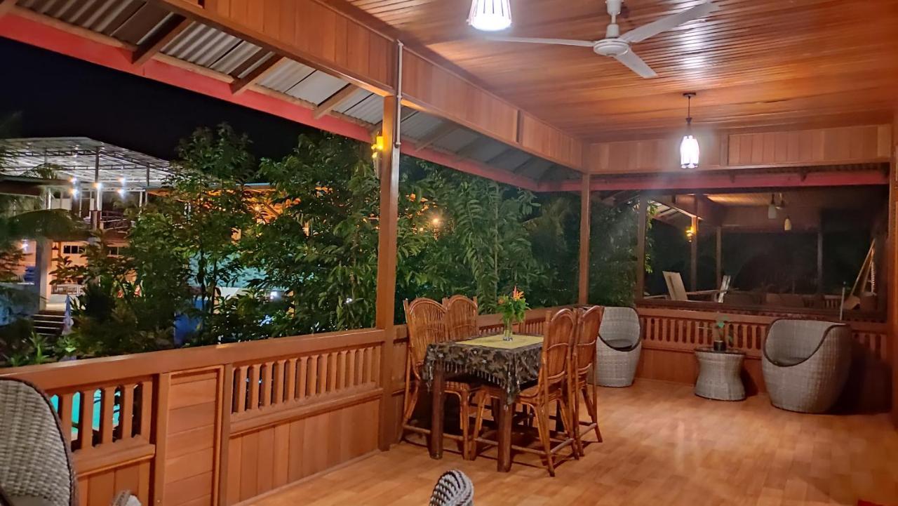 Bunaken Villa Queen'S Dive Manado Eksteriør bilde